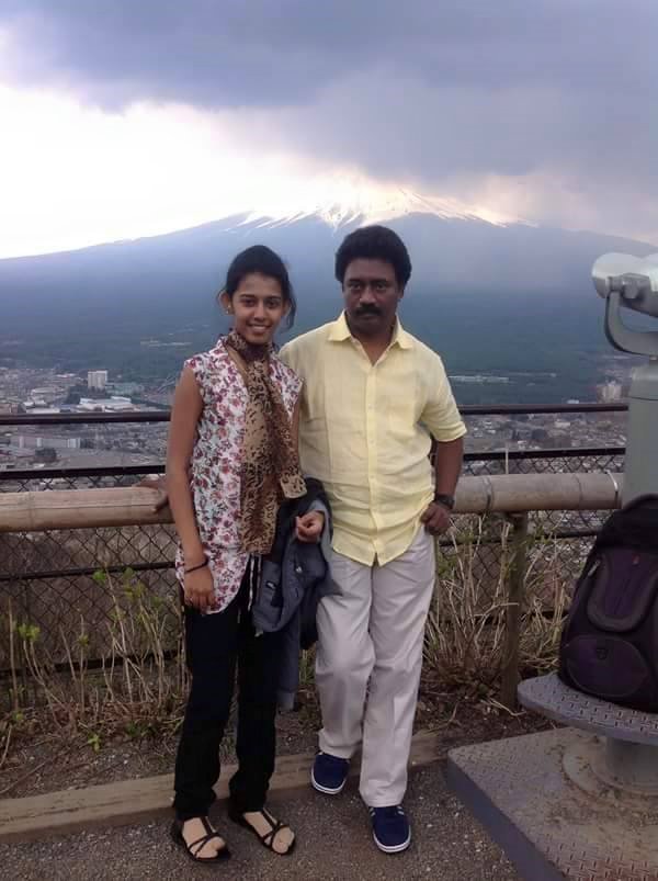 priyanka with father nallathambi
