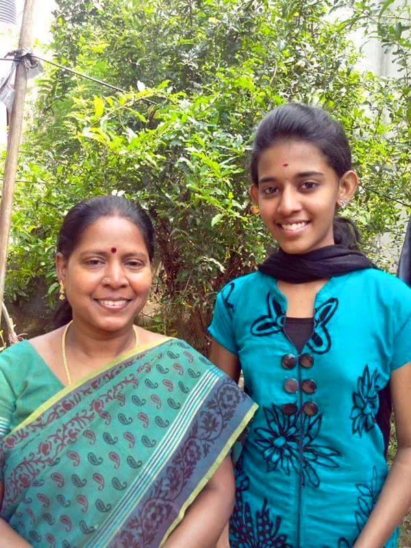 priyanka with mother kanchana